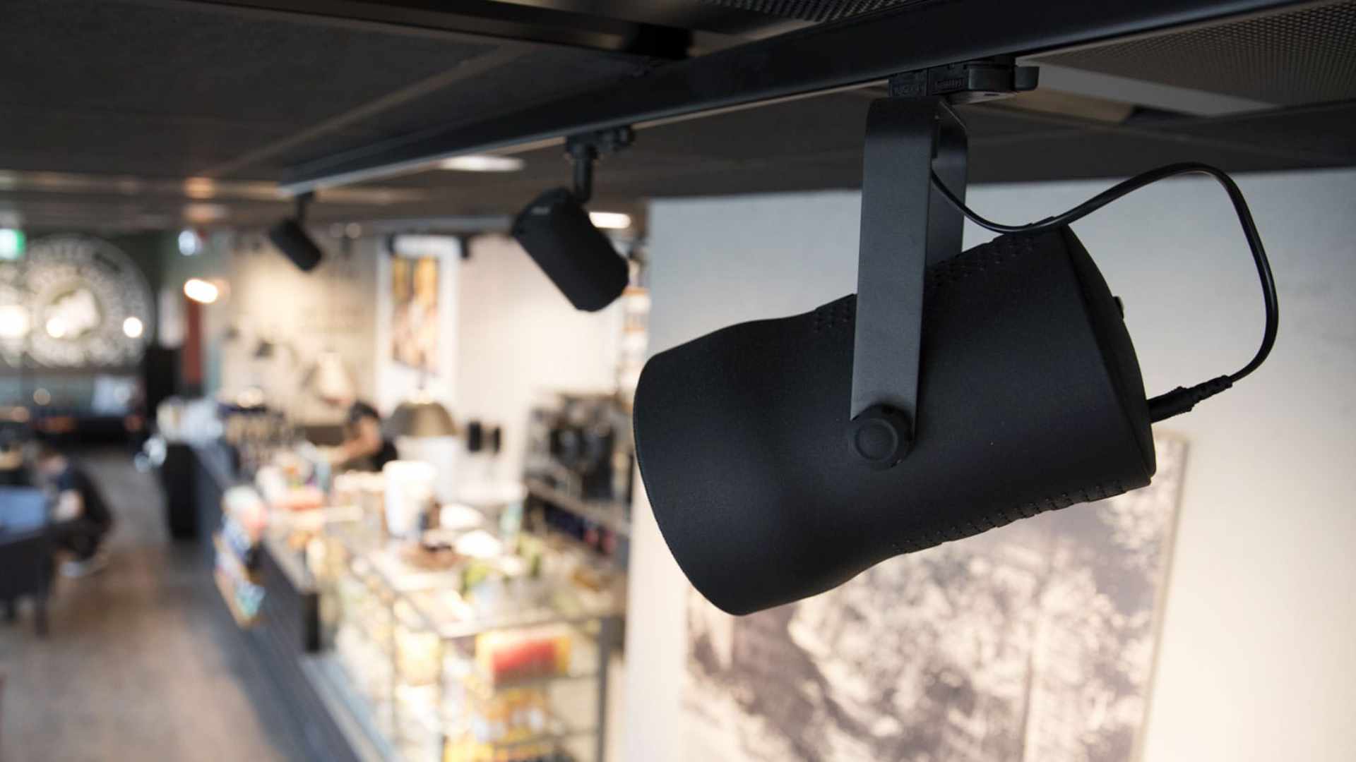 Stromschienen Soundsystem einfach erweiterbar mit mehreren Lautsprechern